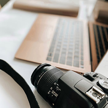 女主怀孕肉肉漫画,描绘怀孕女主的甜蜜肉肉漫画故事